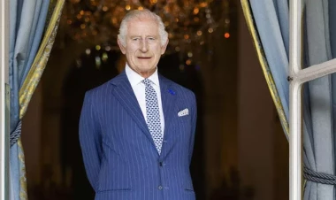 “III Çarlz xərçəngi otlar və iksirlərlə müalicə edəcək”