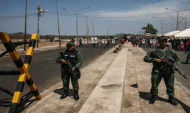 Venesuela sərhədə ordu yığır - Xəbərdarlıq