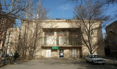 “Dostluq” kinoteatrı sökülür? - YENİLƏNİB - FOTO