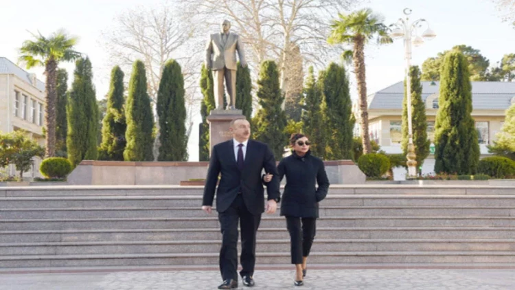 100 illik şanlı tarix