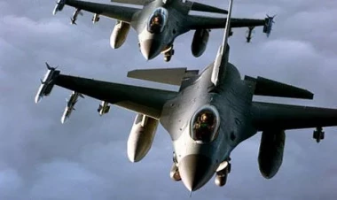Ukrayna bu il Niderlanddan “F-16” qırıcıları alacaq