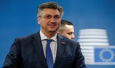 Andrey Plenkoviç İlham Əliyevi təbrik edib