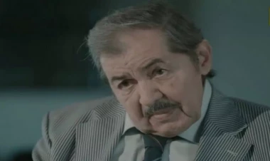 Sabiq nazir efirdə bunu deyib kövrəldi, gözləri doldu - VİDEO