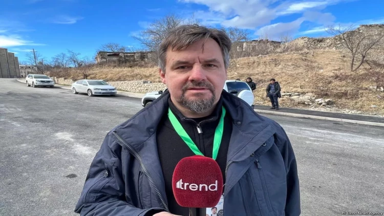 Bütün Azərbaycanda prezident seçkilərinin keçirilməsi əlamətdar məqamdır - Latviyalı jurnalist