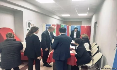 Emin Əmrullayev səs verib - FOTO