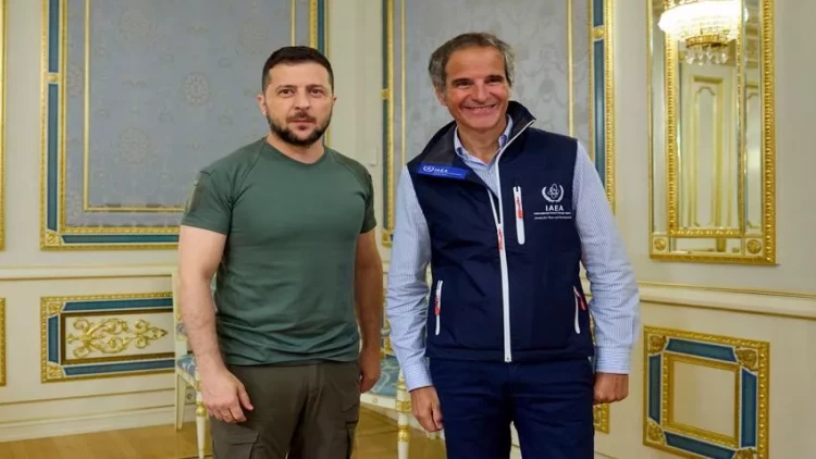 Zelenski Qrossi ilə Zaporojye AES-in demilitarizasiyasını müzakirə edib