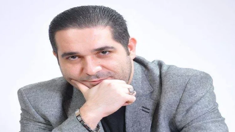 Nurlan Əzizbəyli plastik əməliyyatla üzünü 