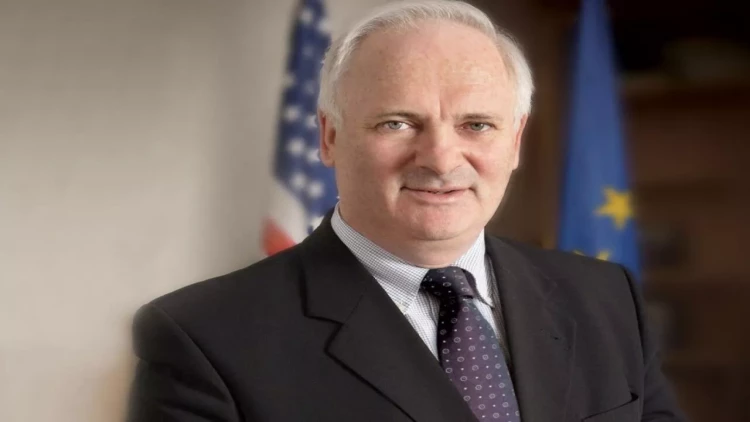 Sabiq baş naziri öldü