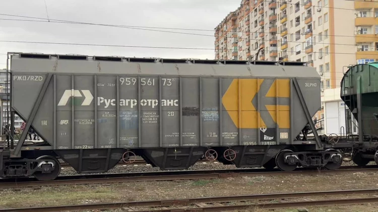 Buğda yüklü qatar Azərbaycandan keçib Ermənistana getdi - FOTO