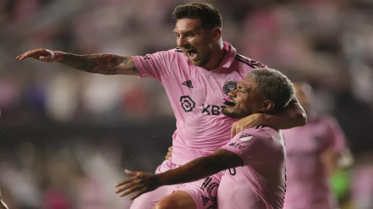 Messinin davranışı onları MƏYUS ETDİ