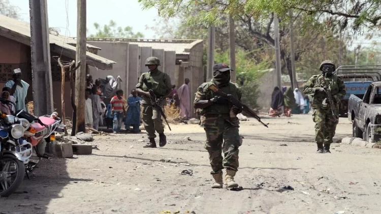 Silahlı şəxslər toy kortejinə hücum ediblər