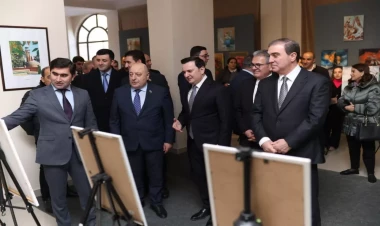 Gəncədə Urban Mərkəzində 