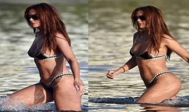 40 yaşlı aktrisa cazibədar bədənini nümayiş etdirdi - FOTOlar