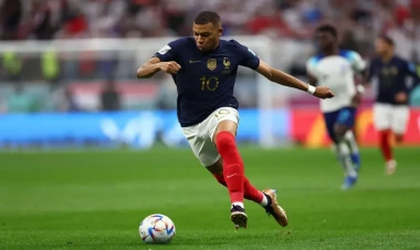 Mbappe hamını qabaqlayıb