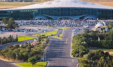 Bu şəhərlərin aeroportunda parklanma Bakıdakından daha bahadır