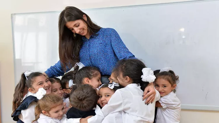 3 min gənc müəllim müddətsiz müqavilə ilə işə qəbul olundu