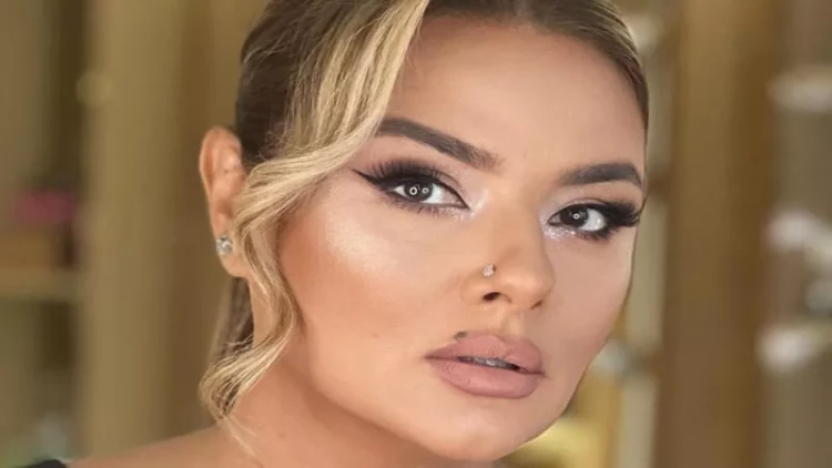 Kamilə taksi çağırdı, “Maybach” gəldi - VİDEO