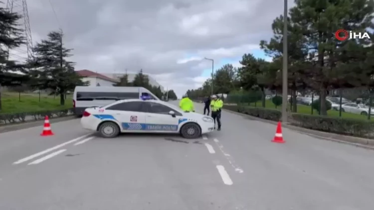 Türkiyədə dəhşət - silahlı şəxs insanları girov götürdü - VİDEO