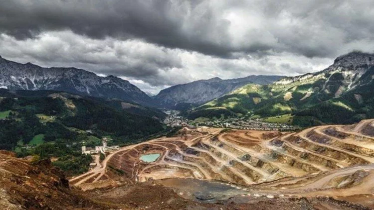 Ermənistanın qanunsuz dağ-mədən sənayesi əleyhinə QHT-lər cəbhə açır