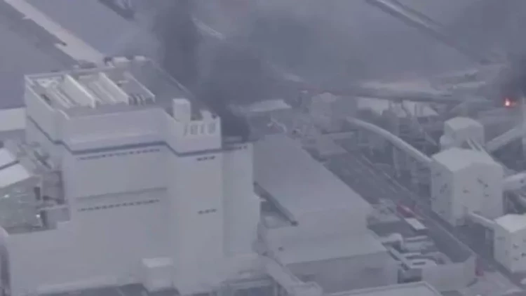 Yaponiyada istilik elektrik stansiyasında partlayış olub - VİDEO