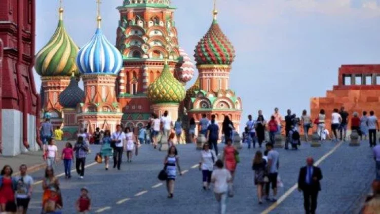 Rusiya əhalisi bu qədər azalacaq