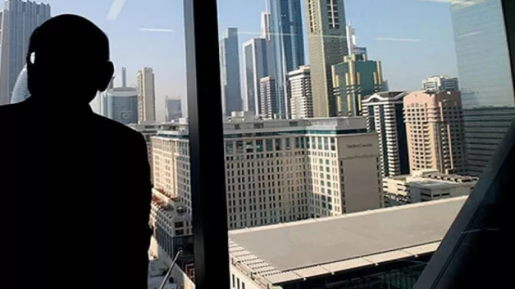 “Anası bizi şərləmək istədi” - Dubayda saxlanılan azərbaycanlılar