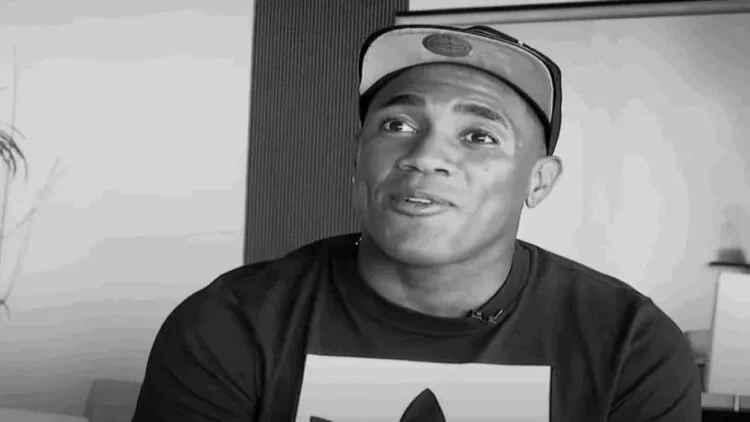 Tarixinin bombardiri olan futbolçu faciəvi şəkildə öldü