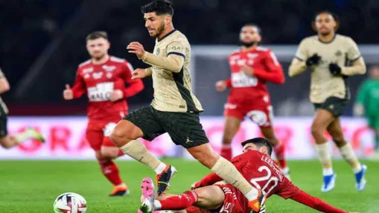 PSJ heç-heçə etsə də, liderliyini qorudu