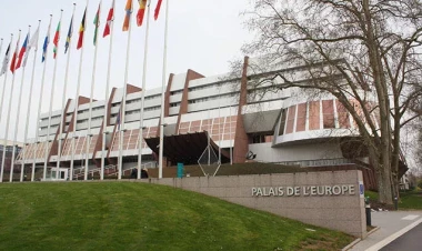 “Cənab Şvabe, “qaçqın” erməniləri Qarabağdan çıxmağa Azərbaycan məcbur etməyib”