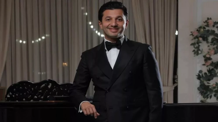 Xəyyam həmkarlarını biabr etdi: 