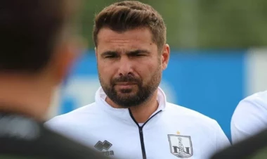 Adrian Mutu müqaviləni rəsmiləşdirib