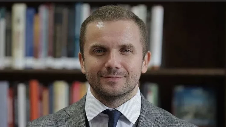 İlham Əliyev dünya arenasında Azərbaycanın maraqlarını uğurla müdafiə edir - Stanislav Pritçin