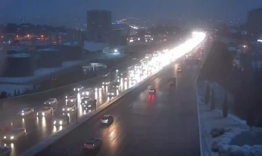 Bakının bəzi yollarında tıxac yaranıb - SİYAHI - FOTOlar