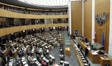 Avstriya millət vəkili 