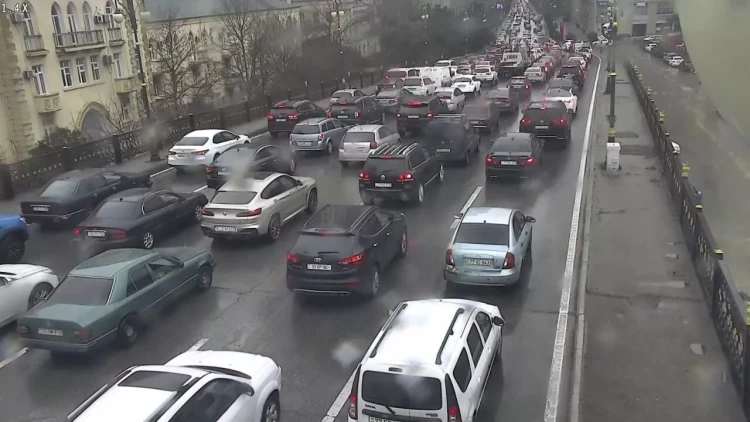 Hazırda Bakıda tıxac olan yollar - SİYAHI