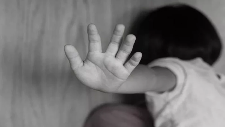 Uşaqlara qarşı zorakılıq halları artdı - VİDEO