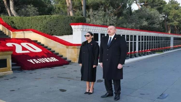 İlham Əliyev və Mehriban Əliyeva Şəhidlər xiyabanını ziyarət ediblər - VİDEO - FOTO