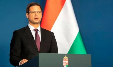 Macarıstan hökumətinin rəsmisi Avropa Parlamentinin rəhbərliyini ikiüzlülər dəstəsi adlandırdı