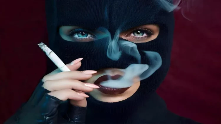 Kriminal aləmdə at oynadan QADINLAR - Biri bakılıdır