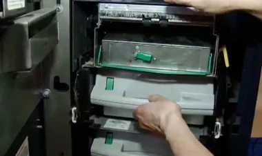 Ödəmə terminalından 6999 manat oğurlandı - 2 nəfər saxlanıldı - FOTO