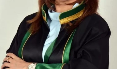 Azərbaycanda ən yaşlı və ən gənc vəkil qadındır