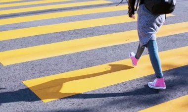 Naxçıvanda piyadanı avtomobil vurdu