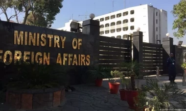 Pakistan XİN: İranın hava məkanımızı pozması iki günahsız uşağın ölümünə səbəb olub - YENİLƏNİB