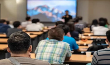 Universitetlərin köçürülməsi ilə bağlı rəsmi açıqlama