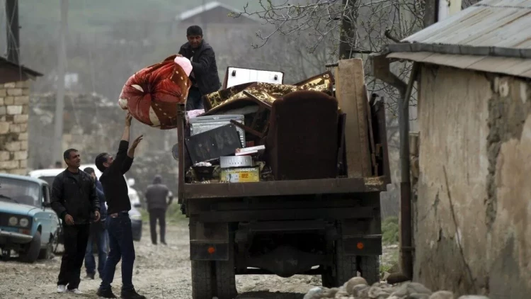 Böyük köç BAŞLADI: Ermənilər Qazaxın 7 kəndini tərk edir - FOTO