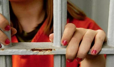 Məhkəməsiz 12 il həbsdə qalan qadına TƏCAVÜZ EDİLDİ