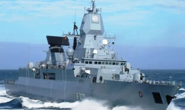 Almaniya bu dənizə freqat göndərir