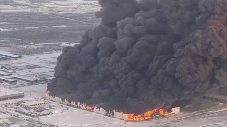 Sankt-Peterburqda DƏHŞƏTLİ YANĞIN OLDU - VİDEO