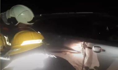 Sürücü aşan maşından belə xilas edildi - VİDEO