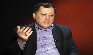 “Məni həbsdən Bəxtiyar Vahabzadə qurtardı, DTK işə qarışmışdı...” – Baba Vəziroğlu